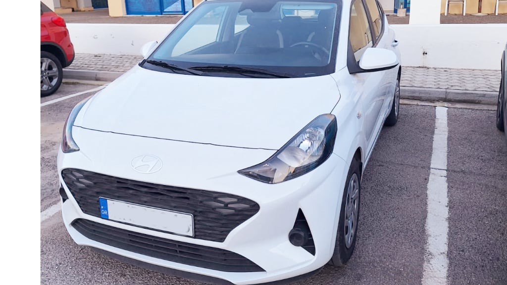 HUNDAI i10